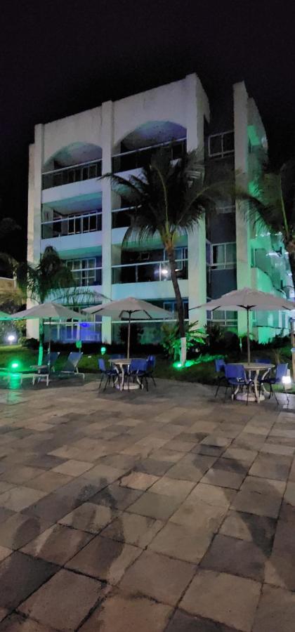 Suite Beira Mar Em Ponta Negra - Residencial Ponta Negra Beach นาตาล ภายนอก รูปภาพ